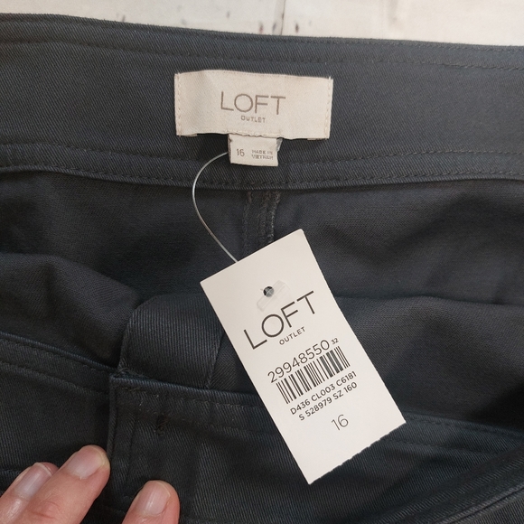 Loft button front mini skirt - Picture 2 of 4